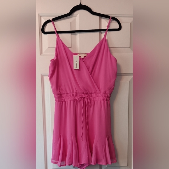 Francesca's Pink Romper Large NWT - Picture 7 of 9